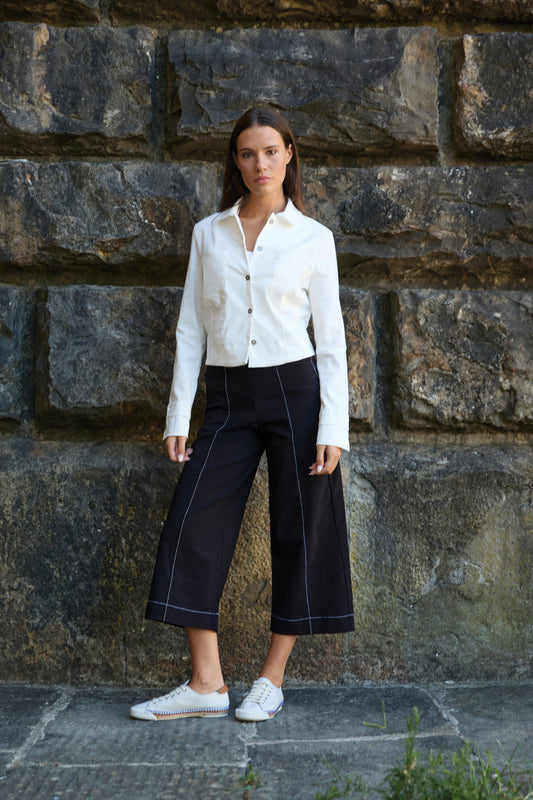 Porto slim hip wide leg crop pant