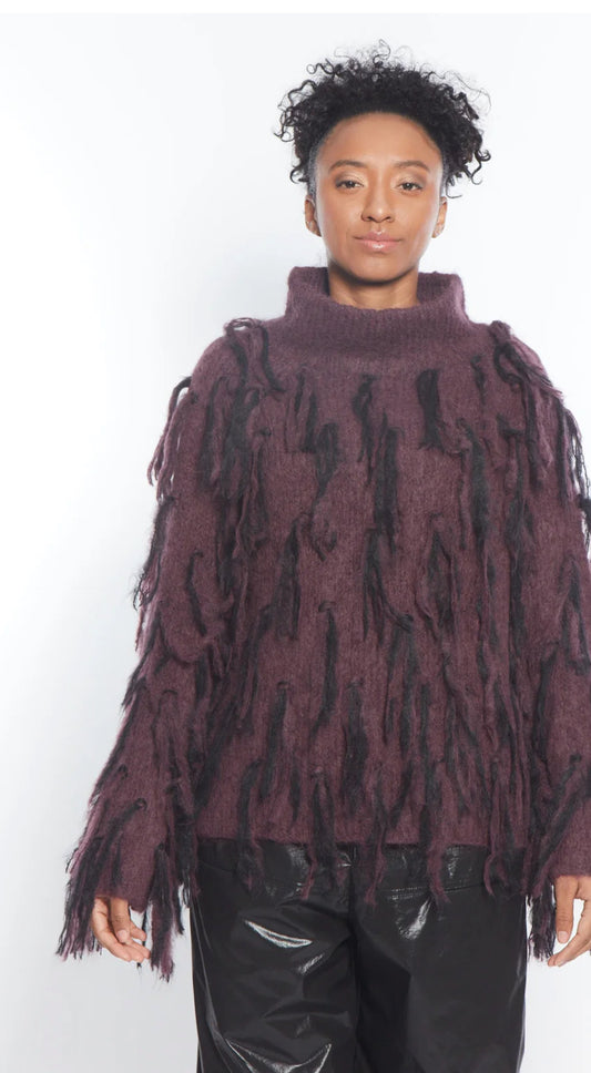 MATTHILDUR plum and dark grey sweater