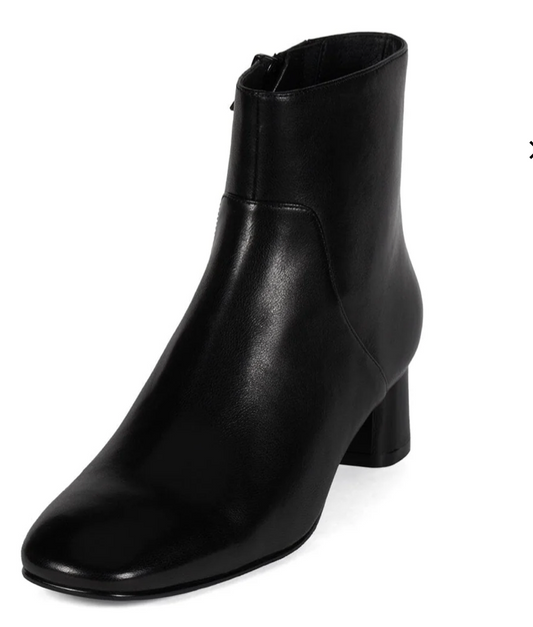 JC perfect black leather boot