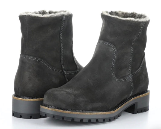 BOS&CO shearling boots in grey suede